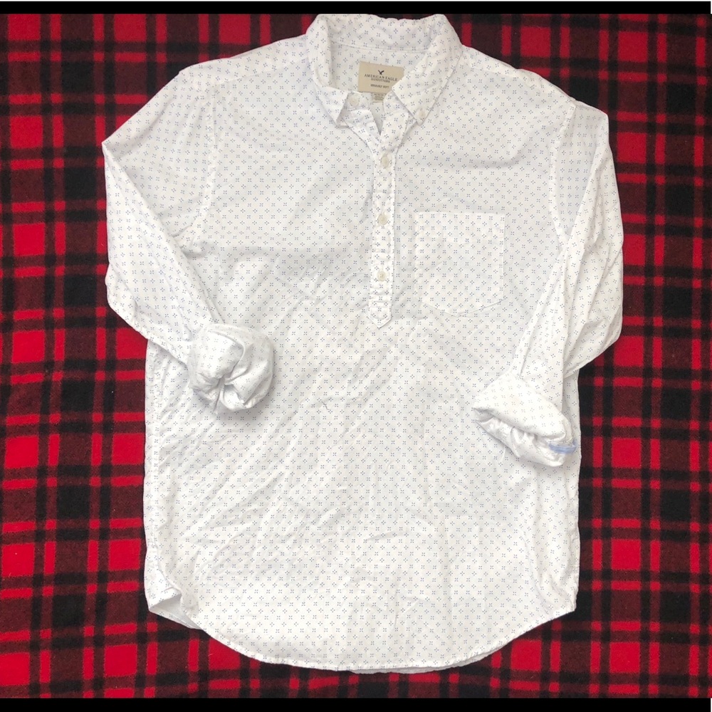 American Eagle 3 Button Shirt
